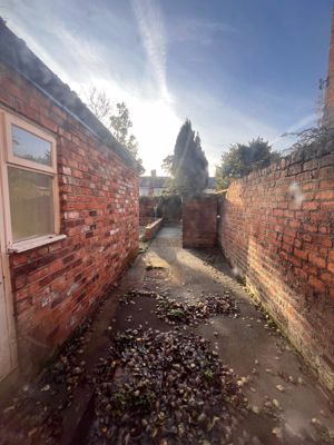 Photo 10- click for photo gallery